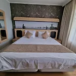 Sunny Hill 4* Κλουζ-Ναπόκα