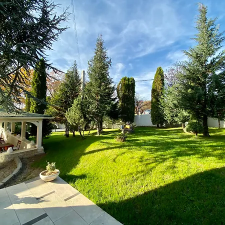 Sunny Hill Hotel 4*