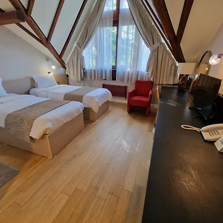 Sunny Hill 4* Cluj-Napoca