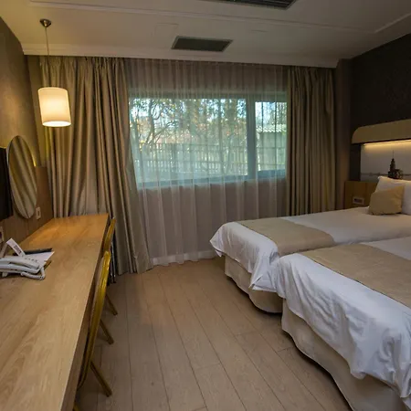 Sunny Hill 4* Cluj-Napoca