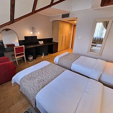 Hotel Sunny Hill 4*