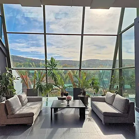 Sunny Hill 4* Cluj-Napoca