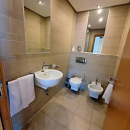 Sunny Hill Hotel 4*
