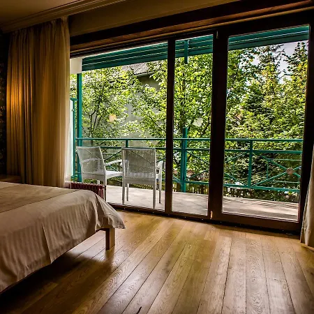 Sunny Hill Hotel 4*